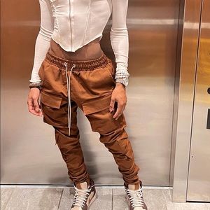 Brown cargo pocket pants
